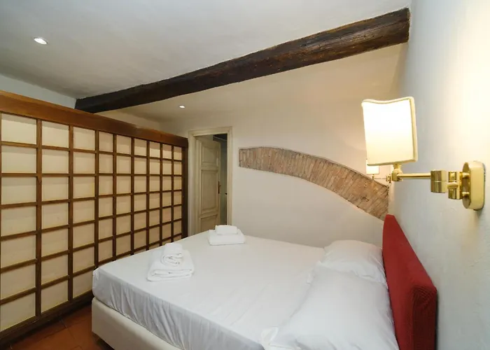 Pantheon's Arch By Buddyrent Apartment *