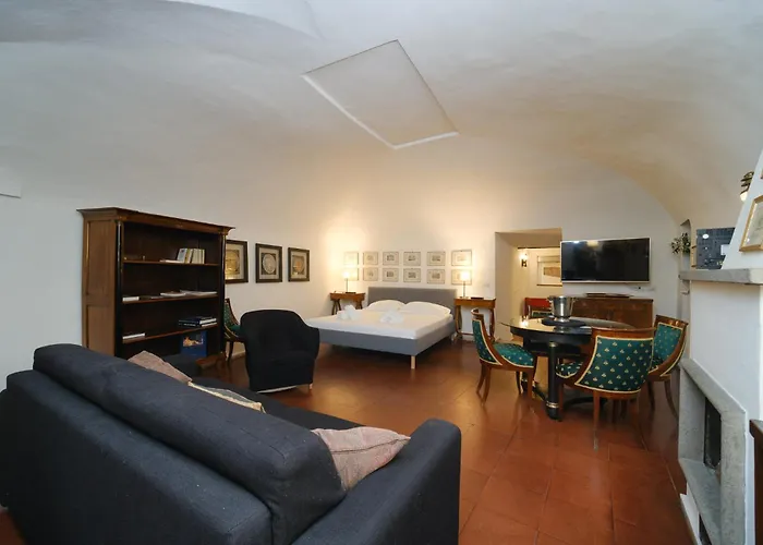 Pantheon's Arch By Buddyrent Rome