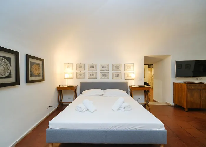 Pantheon's Arch By Buddyrent Apartment